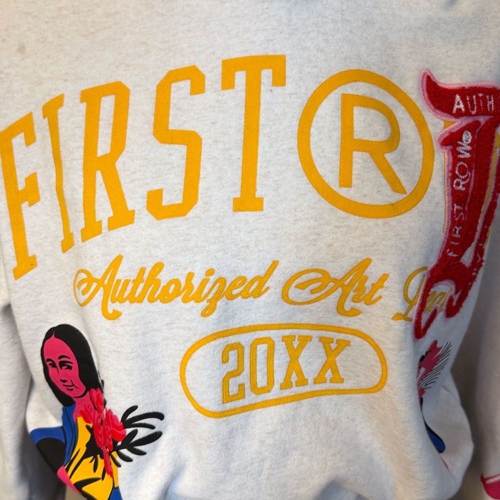 First Row Graphic Hoodie Women’s Small Cropped Art Dealer Sweatshirt - Picture 7 of 11